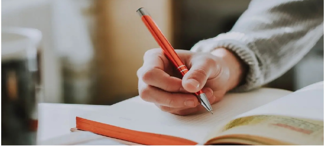 BECAS DE ESTUDIOS PARA TRABAJADORES